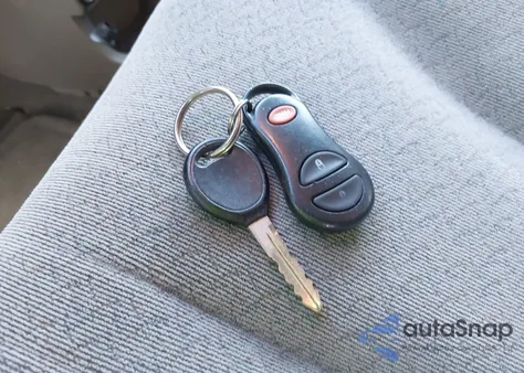 2002 Dodge Caravan Sport from USA, damaged, VIN 1B4GP45342B636073